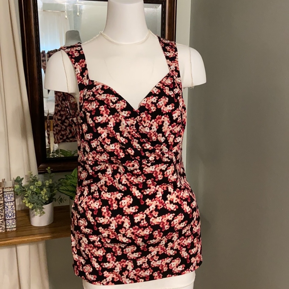 White House Black Market Sleeveless Top